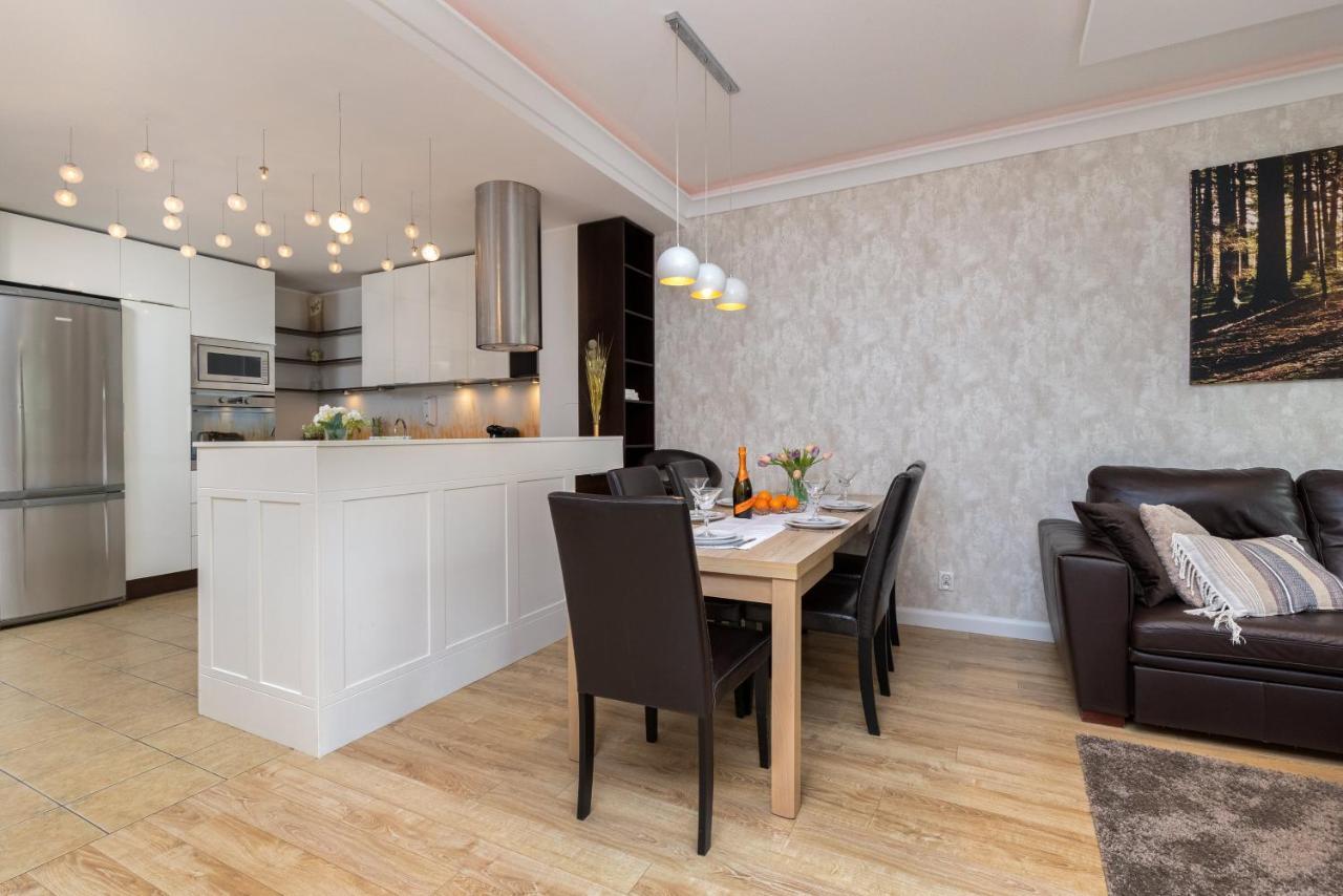 Family Apartament Mysliwska By Renters Apartment กดัญสก์ ภายนอก รูปภาพ