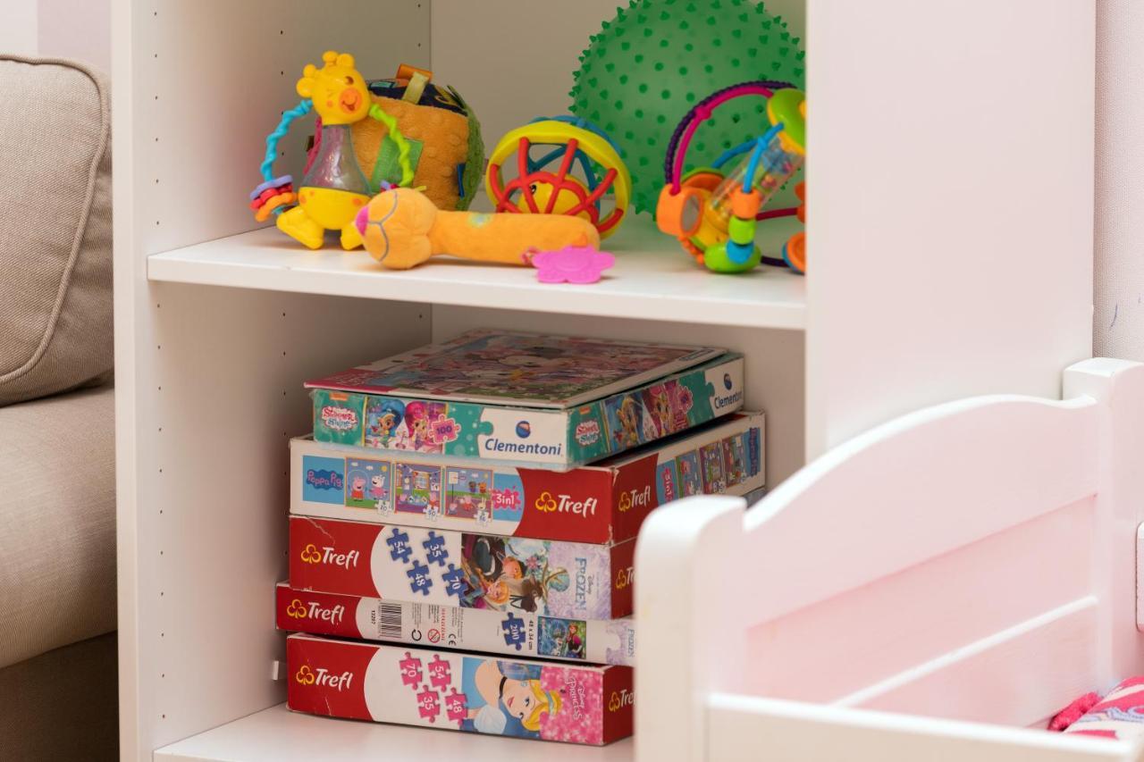 Family Apartament Mysliwska By Renters Apartment กดัญสก์ ภายนอก รูปภาพ