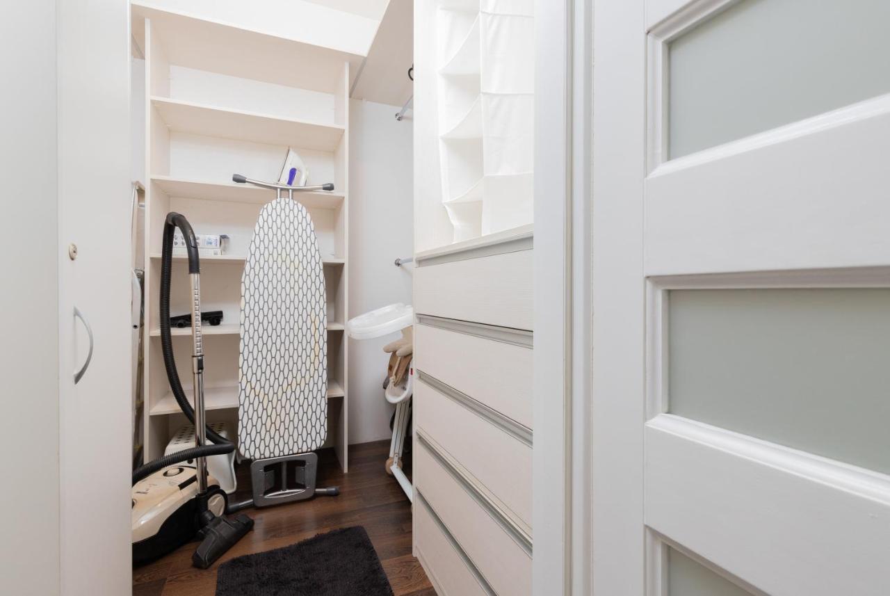 Family Apartament Mysliwska By Renters Apartment กดัญสก์ ภายนอก รูปภาพ